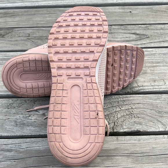 AVÍA - Picture 6 of 7